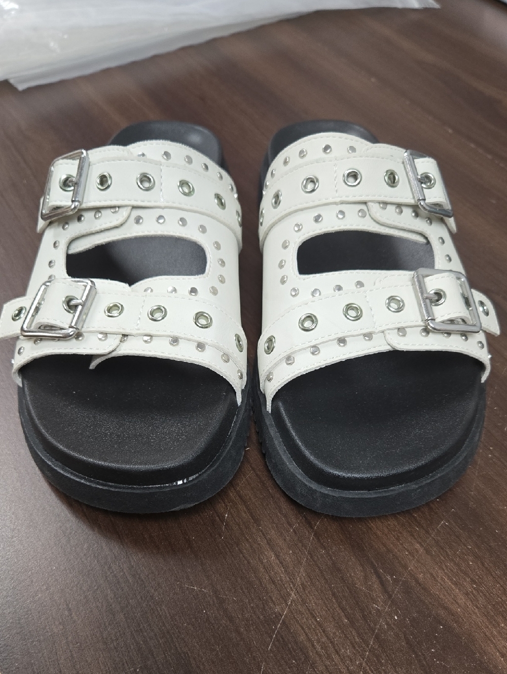 Madden NYC Size 8 Off-White Studded Mona Slip On Sandal